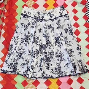 St. John's Bay size 10 skirt